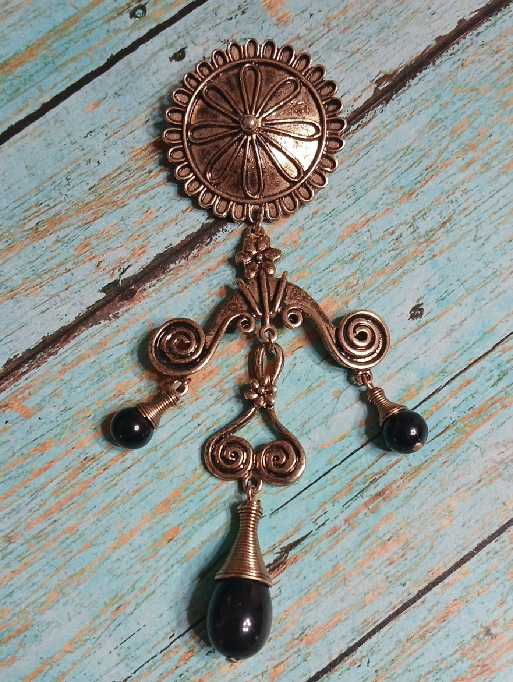 Vintage Gold/Black Statement      Brooch